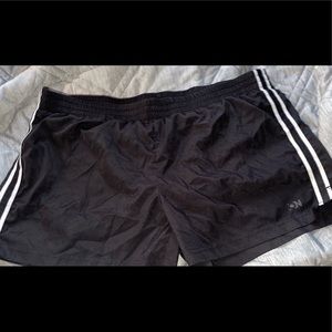 Old Navy lined athletic shorts